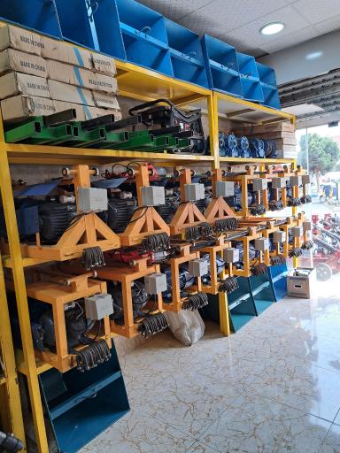 عکس فروشگاه جک و قالب و ابزار مردانی