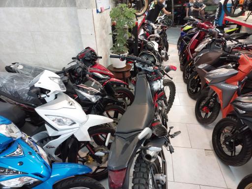 عکس موتور سیکلت کارگر