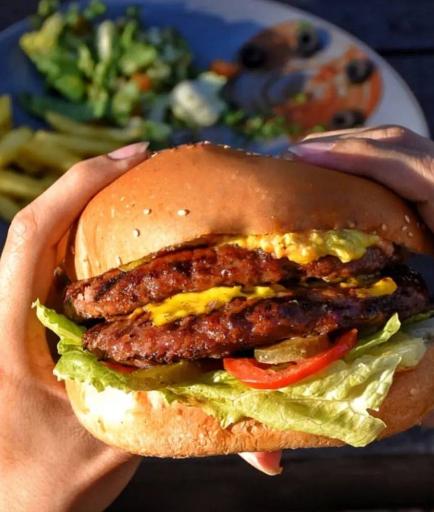 عکس کافه رستوران روناز