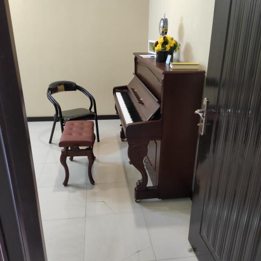 عکس آموزشگاه موسیقی سرو