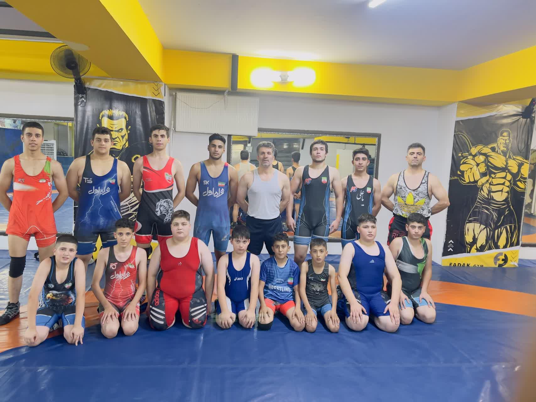 عکس باشگاه ورزشی فدک 