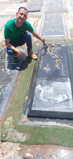 عکس آرامگاه مرتضی پاشایی