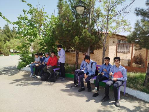عکس دبیرستان علم و ادب 
