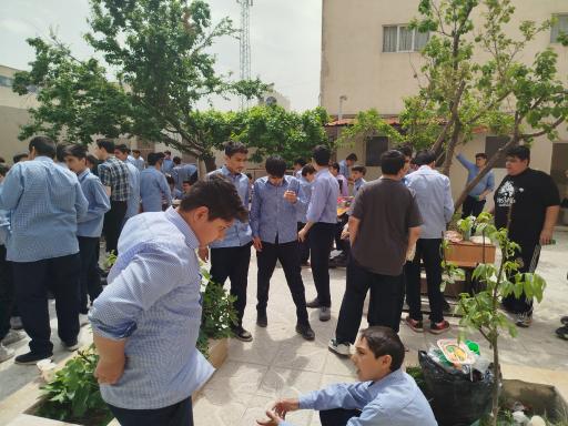 دبیرستان علم و ادب 