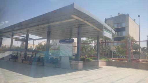 عکس ایستگاه مترو اقبال لاهوری