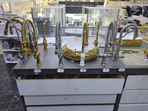 عکس فروشگاه شیرآلات کسری