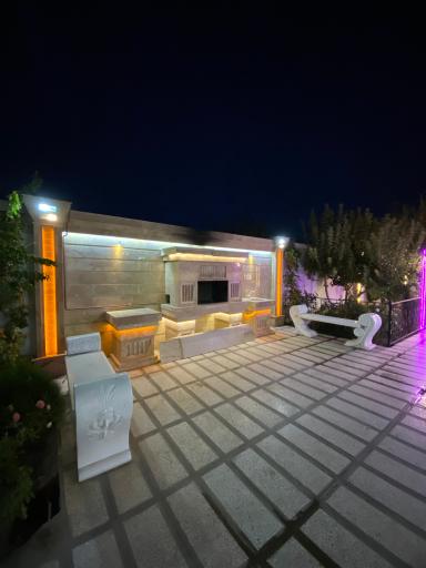 عکس باغسرای زعفرانیه (عادل)