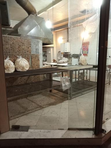 عکس نان تافتون شهروز