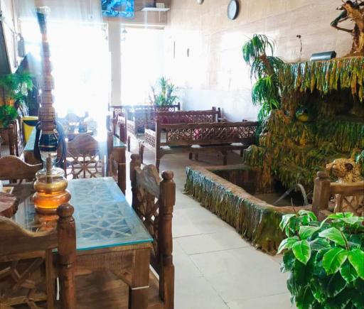 عکس سفره خانه و کباب سرا مهر و ماه