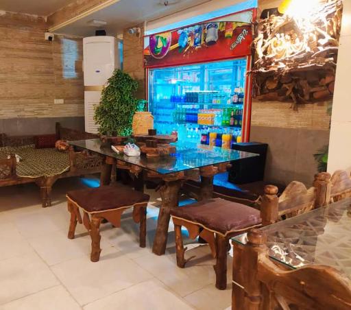 عکس سفره خانه و کباب سرا مهر و ماه