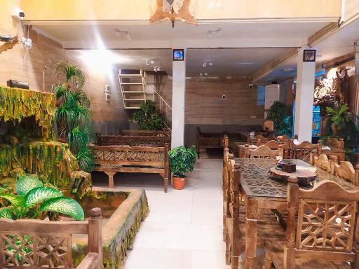 عکس سفره خانه و کباب سرا مهر و ماه