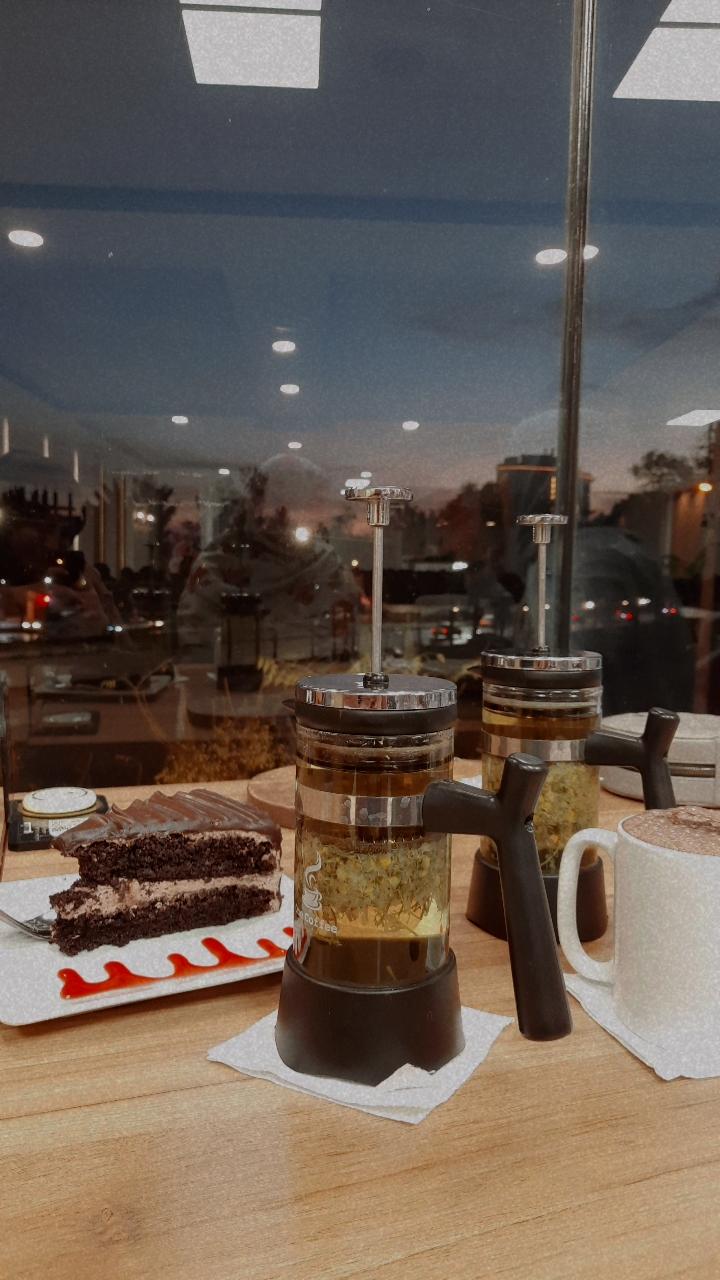 عکس کافه رستوران ونیز