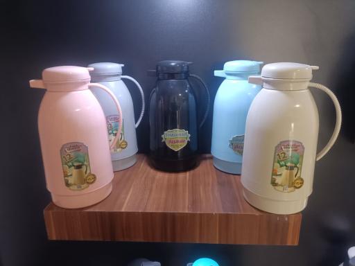 عکس تولید و پخش عمده فلاسک سلطان مجید