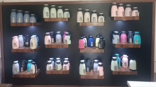 عکس تولید و پخش عمده فلاسک سلطان مجید