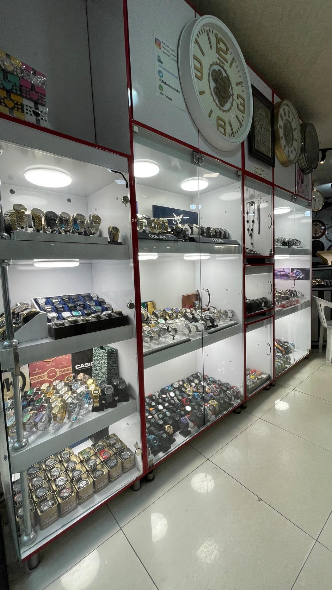 عکس گالری ساعت بحرینی