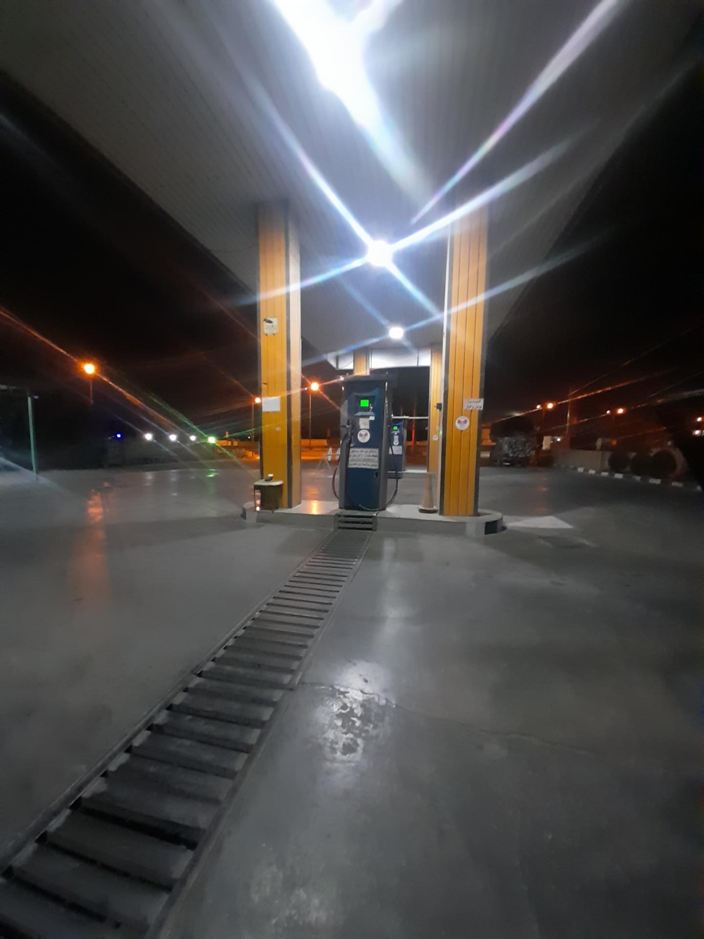 عکس پمپ گاز CNG