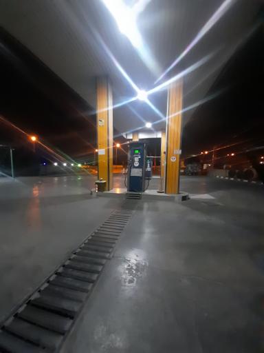 عکس پمپ گاز CNG