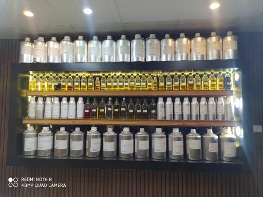 عکس پخش عطر اروپا 