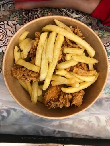 عکس پیتزا شیلا اباذر