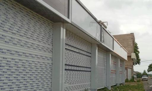 عکس مجتمع نمایشگاهی محسن حاجی