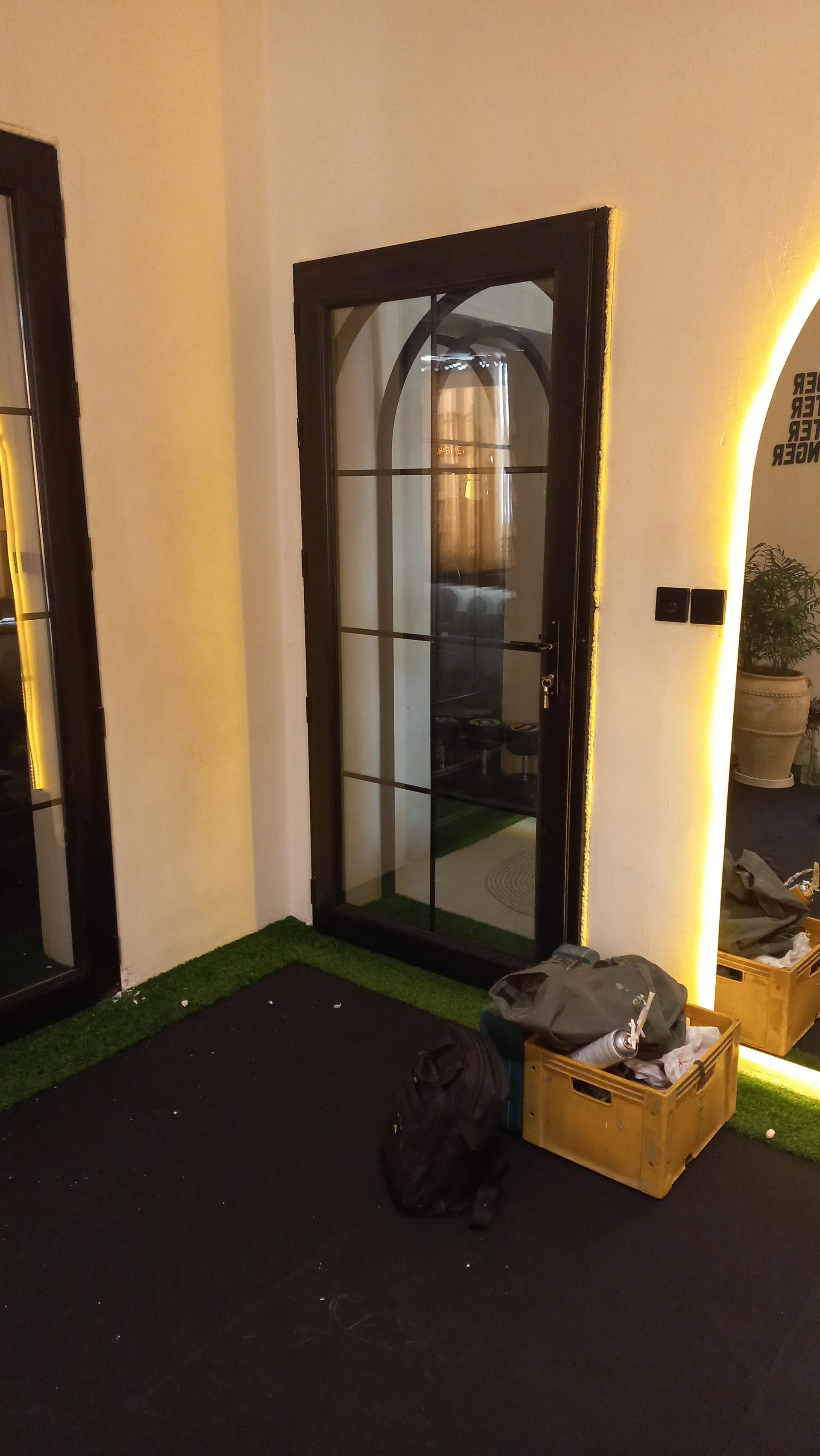 عکس پنجره دوجدارهupvc سوین