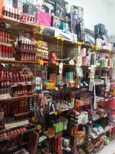 عکس فروشگاه لوازم آرایشی بهداشتی مُطی بیوتی