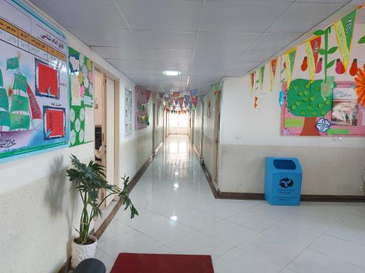 عکس دبستان غیرانتفاعی نخبگان دانش