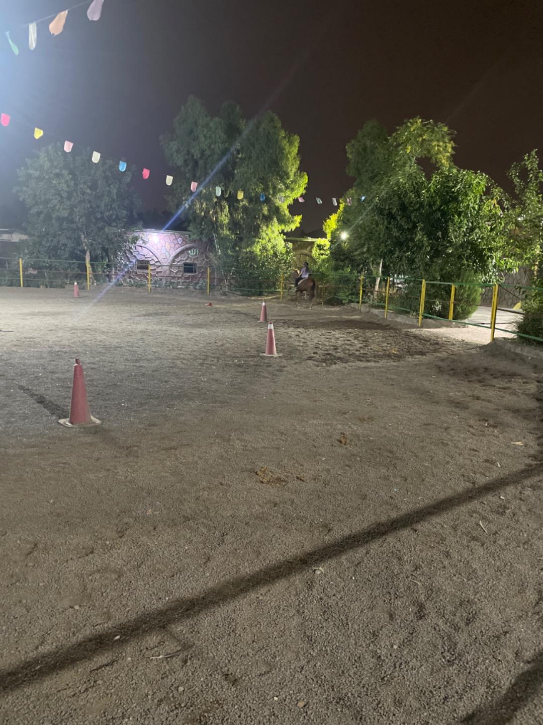 عکس باشگاه سوارکاری جهان شاه 
