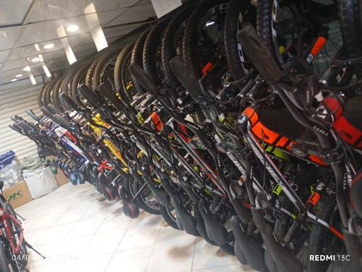 عکس دوچرخه فروشی 