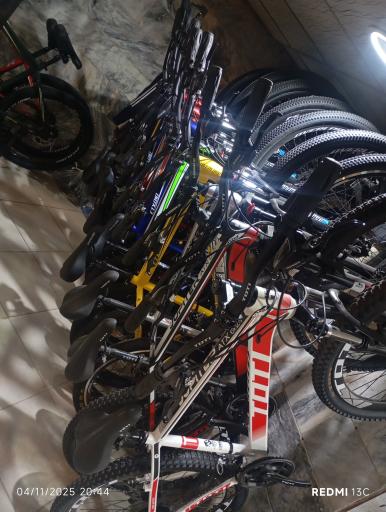 عکس دوچرخه فروشی 