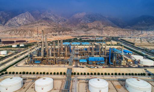 عکس کارخانه پتروشیمی خراسان