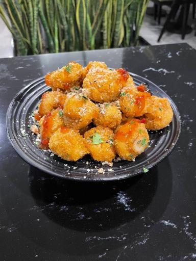 عکس کافه رستوران ایتالیایی لاین‌آپ