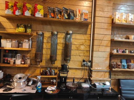 عکس کافه بوعلی