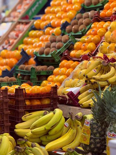 عکس فروشگاه مواد غذایی حامی