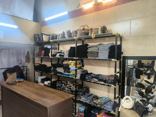 عکس ارزان سرای شال و روسری میر قادری