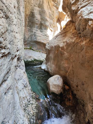 عکس سرچشمه دره اجنه