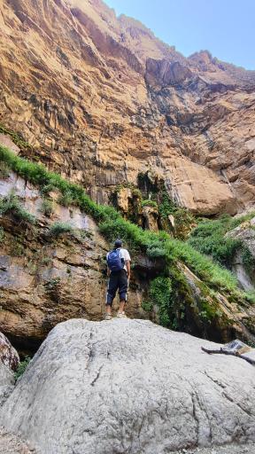 عکس سرچشمه دره اجنه