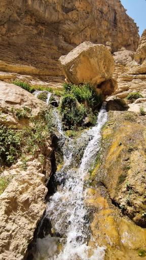 عکس سرچشمه دره اجنه