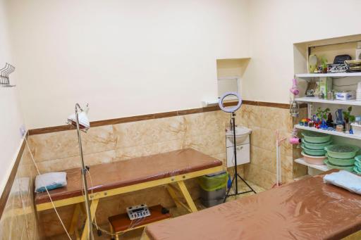 عکس مرکز حجامت و طب سنتی ققنوس