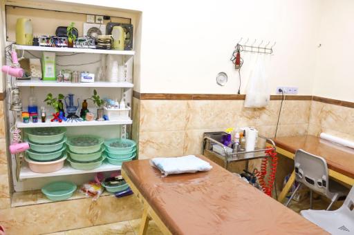 عکس مرکز حجامت و طب سنتی ققنوس