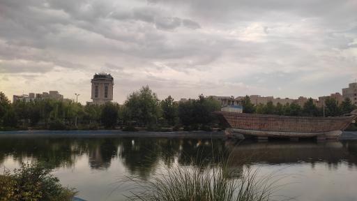 دریاچه بوستان مهر