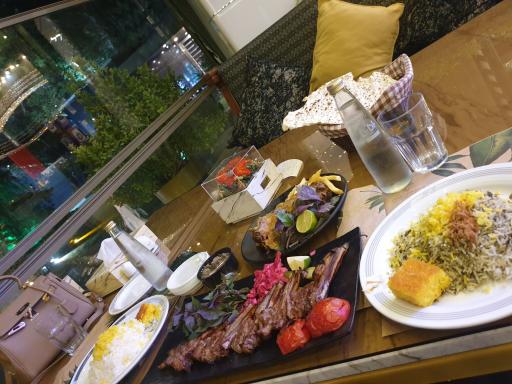 عکس رستوران الماس غرب