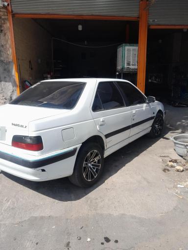 عکس اتوسرویس برادران پیرجلی