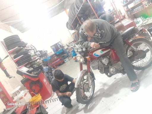 عکس اتوسرویس برادران پیرجلی