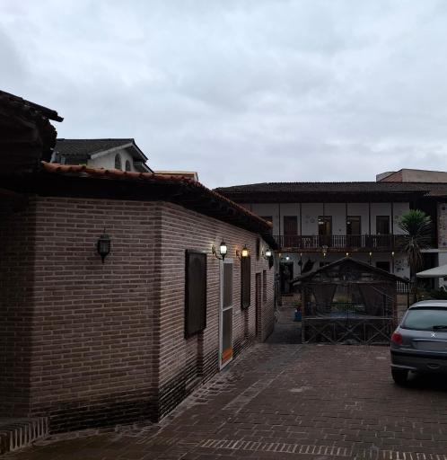 عکس رستوران عمارت منوچهری