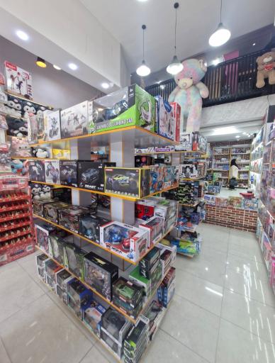 عکس فروشگاه اسباب بازی کودک پارسی