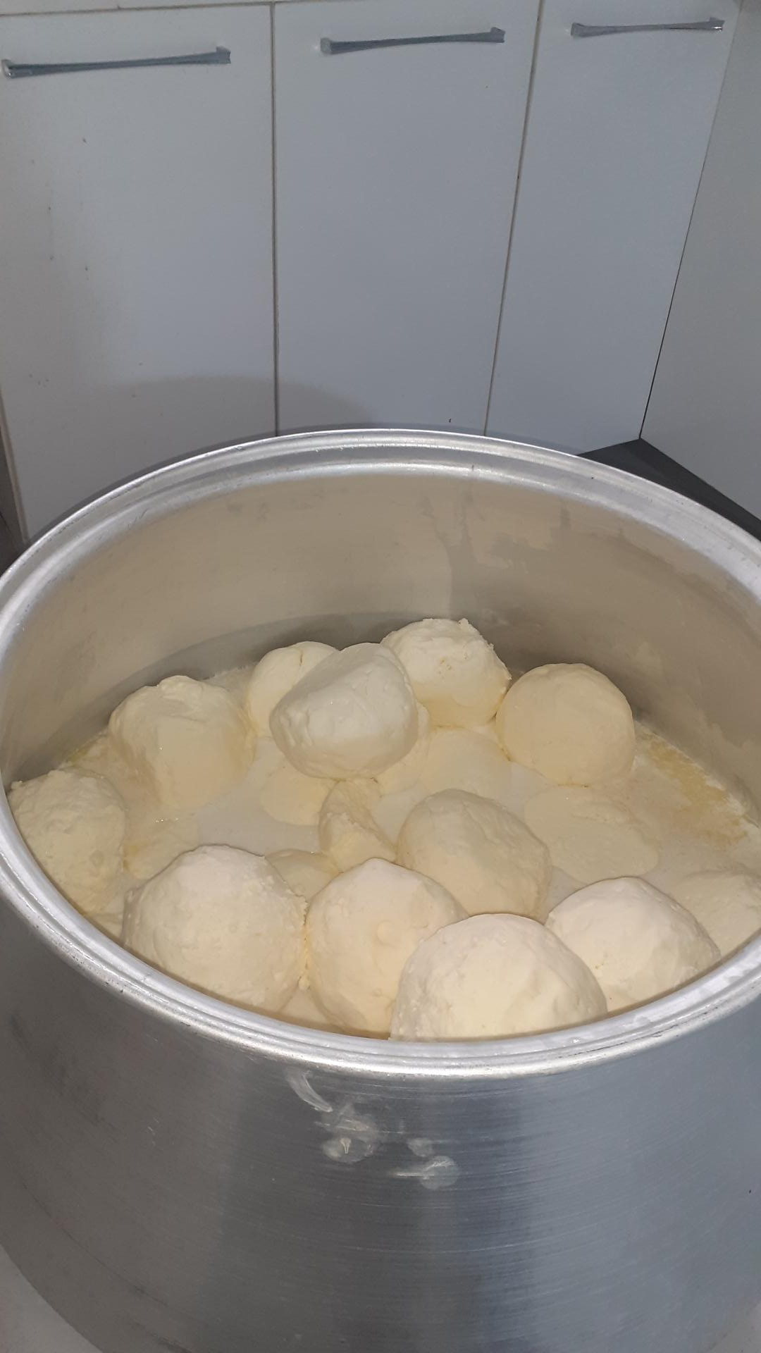 عکس لبنیات ایمانی