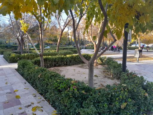 بوستان وصال شیرازی