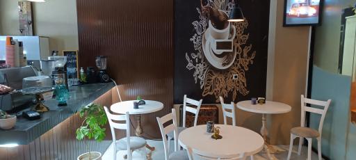 عکس کافه حلما 