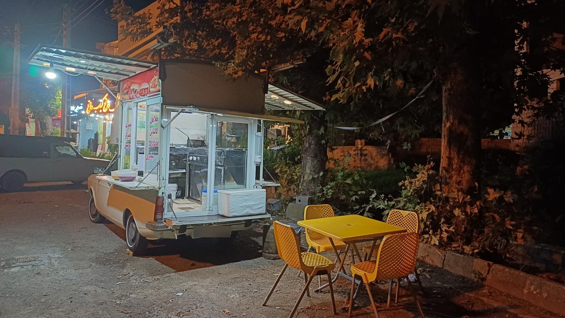 عکس فست فود خودرویی بچه محل